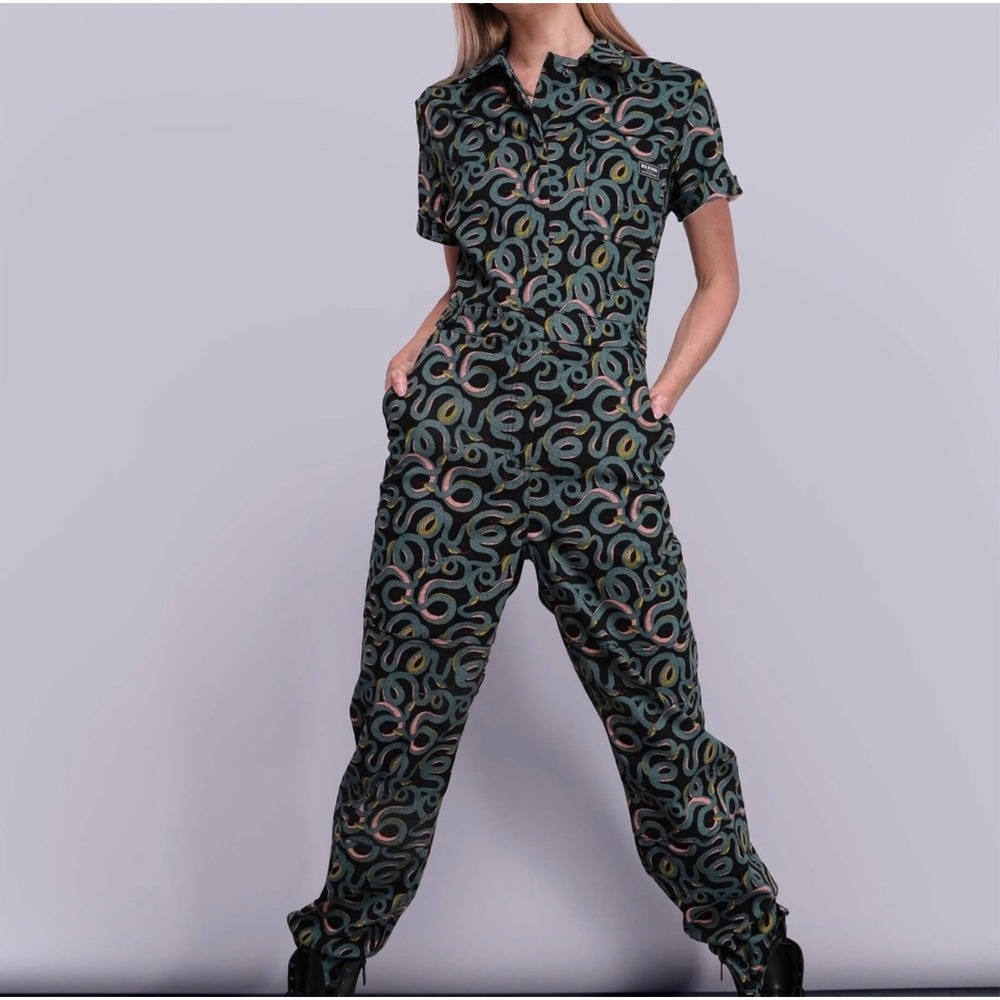 NWT Wildfang Essential High Waisted Coverall XS Serpentine Black Snake Jumpsuit